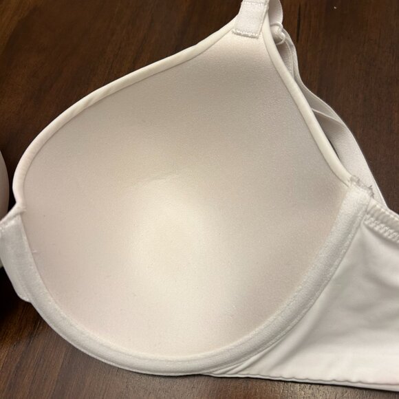 NWT Victoria's Secret T-Shirt Lightly Lined Full Coverage Bra Women 36C White - Picture 10 of 16